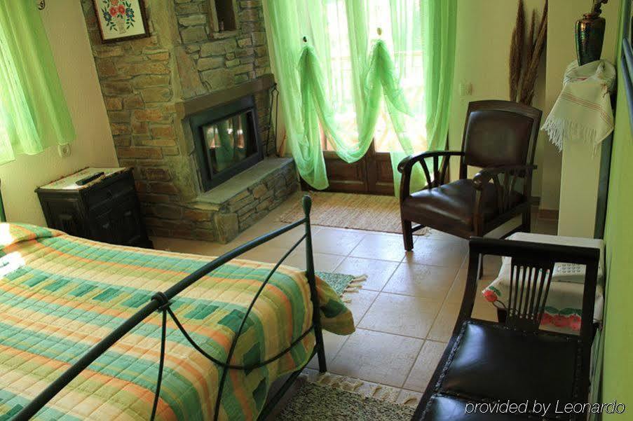 Chorostasi Guest House Parthenón الغرفة الصورة